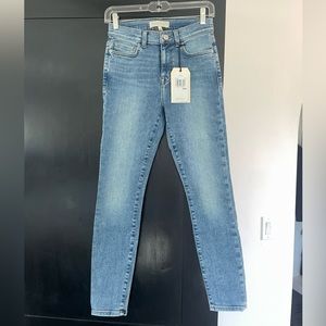 NWT Current Elliott Skinny Jeans